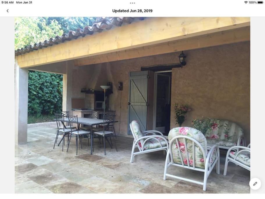 Petit Coin De Paradis En Provence Aups Exterior foto